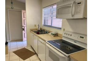 31 Walcott Drive, Boynton Beach, FL 33426 Sold 03/15/24