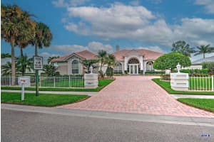 8165 SE Double Tree Drive, Hobe Sound, FL 33455 Sold 02/16/24