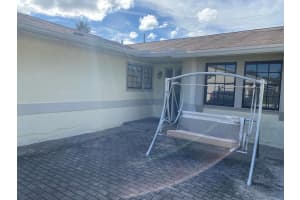 7 Eaton Place, Boynton Beach, FL 33426 Sold 04/15/24