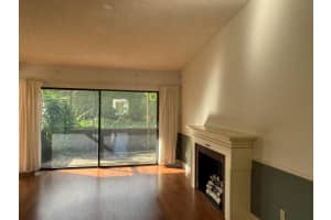 7 Eaton Place, Boynton Beach, FL 33426 Sold 04/15/24