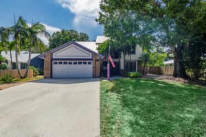 2250 SE Country Club Lane, Stuart, FL 34996 Sold 12/29/23