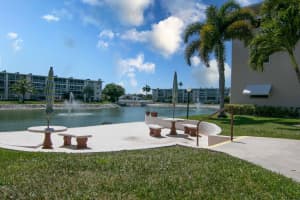 2769 S Garden Drive 304, Lake Worth, FL 33461 Sold 01/17/24