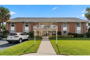 148 Yacht Club Drive 13, North Palm Beach, FL 33408 Sold 03/29/24