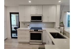 10631 Ocean Palm Way 101, Boynton Beach, FL 33437 Sold 12/28/23