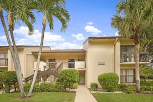 5121 Oak Hill Lane 426, Delray Beach, FL 33484 Sold 05/21/24