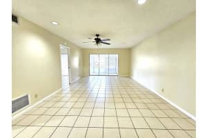 842 Salem Lane, Lake Worth, FL 33467 Sold 06/20/24