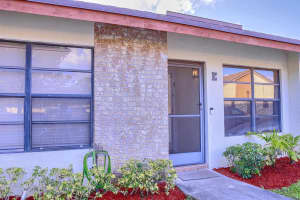 1060 Parkside Green Drive E, Greenacres, FL 33415 Sold 01/12/24