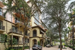 2633 NE 14th Avenue 504, Wilton Manors, FL 33334 Sold 01/30/24