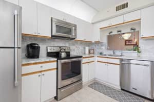 15342 Lakes Of Delray Boulevard 94, Delray Beach, FL 33484 - MLS#R10940514