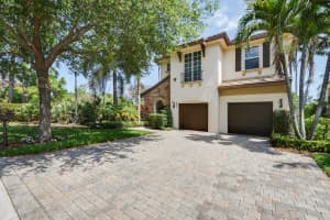 963 Mill Creek Drive, Palm Beach Gardens, FL 33410 Sold 02/22/24