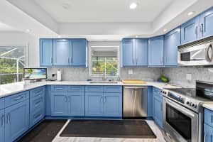 4284 SE Fairway E, Stuart, FL 34997 Sold 04/02/24