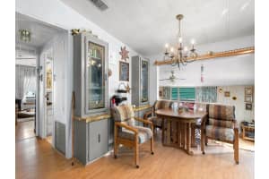 911 Courier Street, Vero Beach, FL 32960 Sold 08/30/24