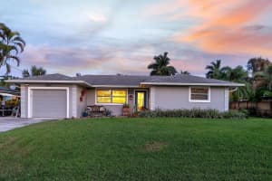 6866 Kingston Drive, Lake Worth, FL 33462 Sold 02/28/24