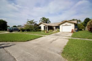5137 Oak Hill Road, Delray Beach, FL 33484 Sold 01/31/24