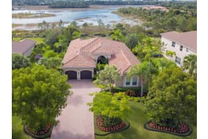 7791 Maywood Crest Drive, Palm Beach Gardens, FL 33412 Sold 02/12/24