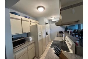 5308 NE 6th Avenue G14, Oakland Park, FL 33334 - MLS#R10941064