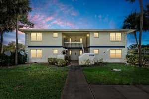 1522 SE Royal Green Circle 201, Port St Lucie, FL 34952 Sold 01/23/24