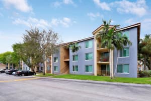 1111 Villa Circle, Boynton Beach, FL 33435 Sold 03/04/24