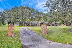 8267 Nashua Drive, Palm Beach Gardens, FL 33418 Sold 05/15/24