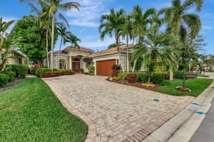 135 Esperanza Way, Palm Beach Gardens, FL 33418 Sold 02/29/24