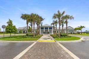2081 SE Crosswood Way, Port St Lucie, FL 34984 Sold 04/29/24