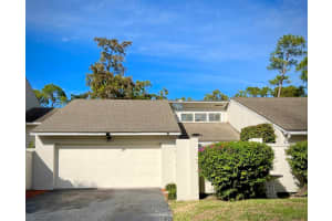 12813 Spinnaker Lane, Wellington, FL 33414 Sold 02/15/24