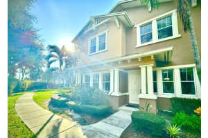 450 Amador Lane 2, West Palm Beach, FL 33401 Sold 03/01/24