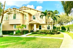 450 Amador Lane 2, West Palm Beach, FL 33401 Sold 03/01/24