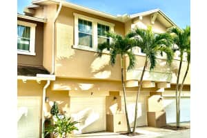 450 Amador Lane 2, West Palm Beach, FL 33401 Sold 03/01/24