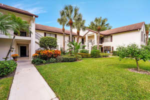 3205 Perimeter Drive, Greenacres, FL 33467 Sold 03/19/24