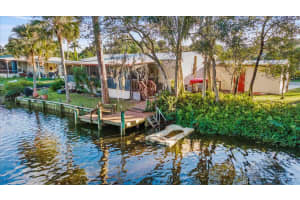 7982 SE Paradise Drive, Stuart, FL 34997 Sold 05/23/24