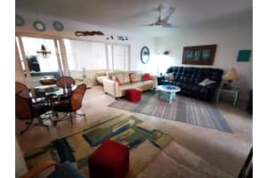 790 Lori Drive 264, Palm Springs, FL 33461 Sold 04/05/24