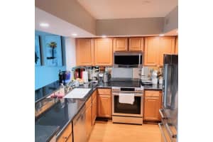 5600 Collins Avenue 7-F, Miami Beach, FL 33140 Sold 02/27/24