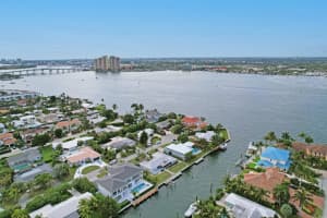 1050 Bimini Lane, Singer Island, FL 33404 Sold 03/27/24