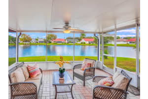 4024 Summer Chase Court, Lake Worth, FL 33467 Sold 01/16/24