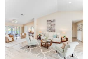 4024 Summer Chase Court, Lake Worth, FL 33467 Sold 01/16/24