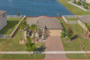 901 Bent Creek Drive, Fort Pierce, FL 34947 Sold 02/01/24
