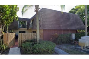 701 Miramar Lane, Palm Beach Gardens, FL 33410 Sold 03/22/24