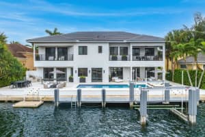 919 Jasmine Drive, Delray Beach, FL 33483 Sold 07/18/24