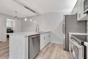 859 Blue Ridge Circle 859, West Palm Beach, FL 33409 Sold 03/08/24