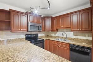 833 Springdale Circle 83c, Palm Springs, FL 33461 Sold 03/13/24