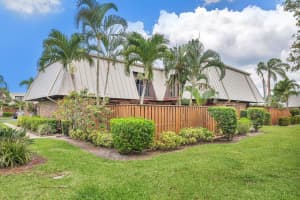 1420 Ocean Way 9c, Jupiter, FL 33477 Sold 03/15/24