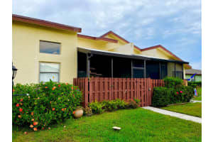 1752 W Sanderling Lane 3, Fort Pierce, FL 34982 Sold 02/22/24