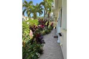 8623 SE Retreat Drive, Hobe Sound, FL 33455 Sold 03/01/24