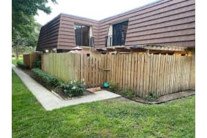 2019 20th Lane, Palm Beach Gardens, FL 33418 Sold 03/07/24