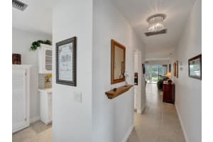 1120 Mahogany Way 204, Delray Beach, FL 33445 Sold 03/25/24