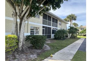 1563 SE Royal Green Circle 101, Port St Lucie, FL 34952 Sold 03/12/24