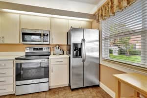 1928 Stratford Way 38d, West Palm Beach, FL 33409 Sold 03/26/24