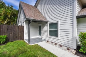 449 Goldenwood Way, Wellington, FL 33414 Sold 01/19/24