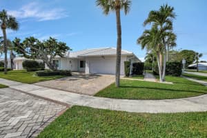 1301 SW Tamarind Way, Boca Raton, FL 33486 Sold 02/06/24